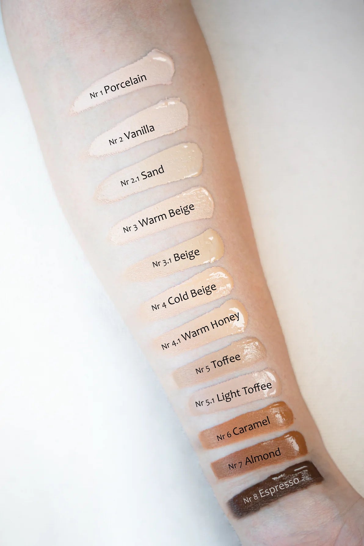 Omega Foundation nr.5 Toffee