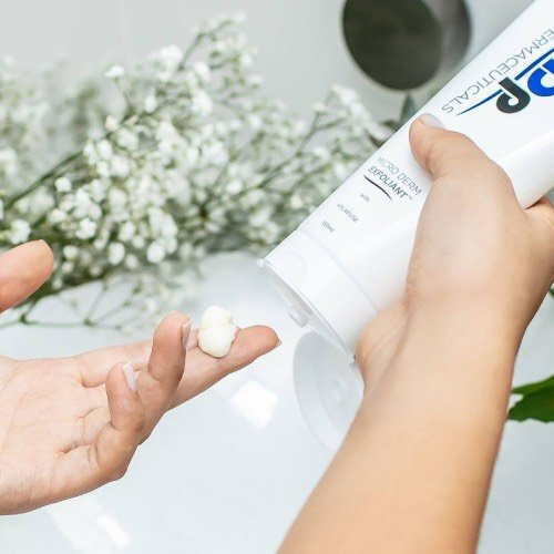 DP DERMACEUTICALS - MICRO DERM EXFOLIANT